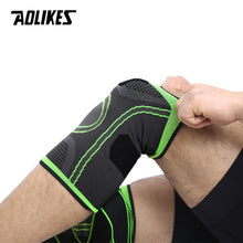 Load image into Gallery viewer, Knee Lock
